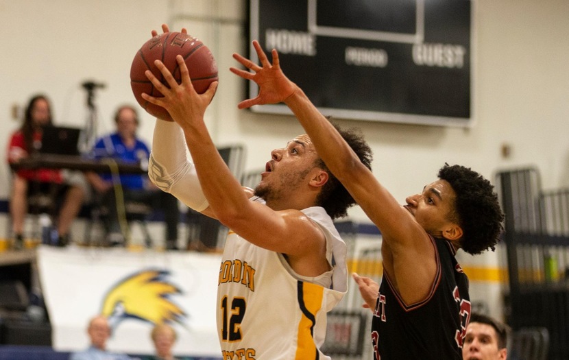 Oliver’s 51-Points Lifts Golden Eagles Above Trappers