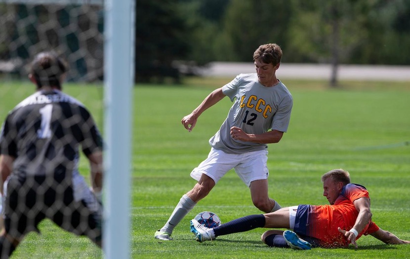 Golden Eagles Defeat Northeastern JC 2-1 on the Road