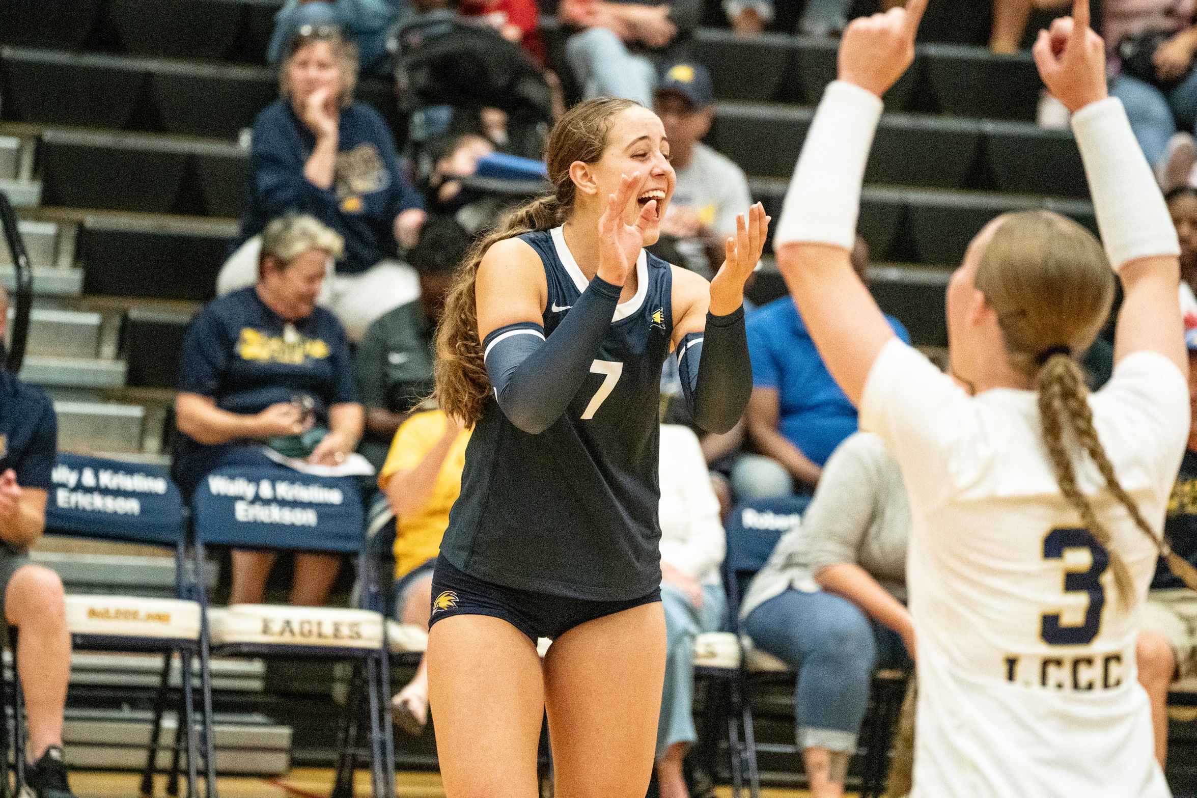 Volleyball sets season best win streak at 11 after sweep of Gillette College