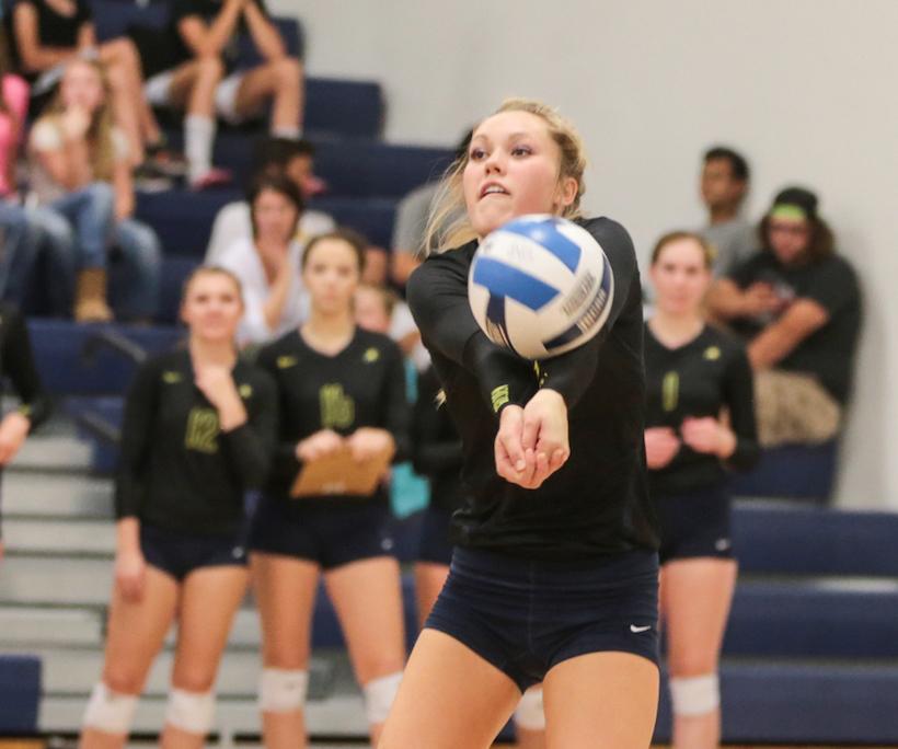 LCCC Volleyball Goes 3-1 in CSN Invite