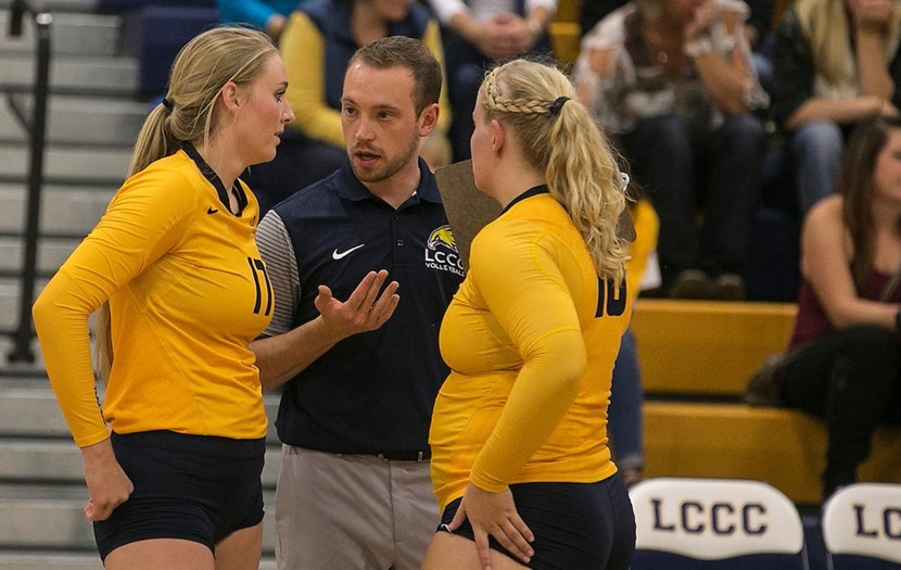 #14 Golden Eagles Fall to NC at Home in Five Sets
