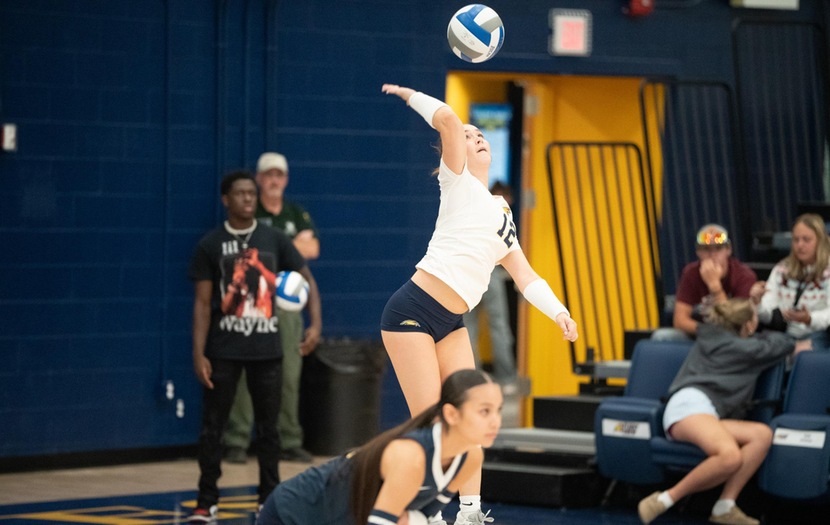 Golden Eagles roll early on the way to 3-1 win over Gillette College on the road